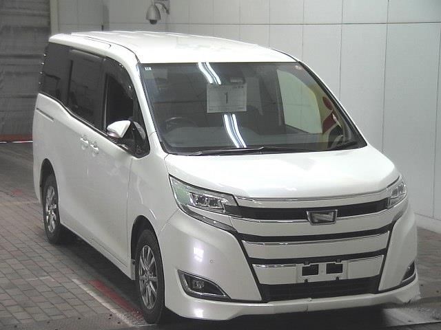 2020 Toyota Noah 4WD G Japan auction vehicle