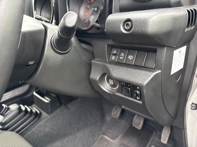 2023 Suzuki Jimny Sierra JC auction photo 6