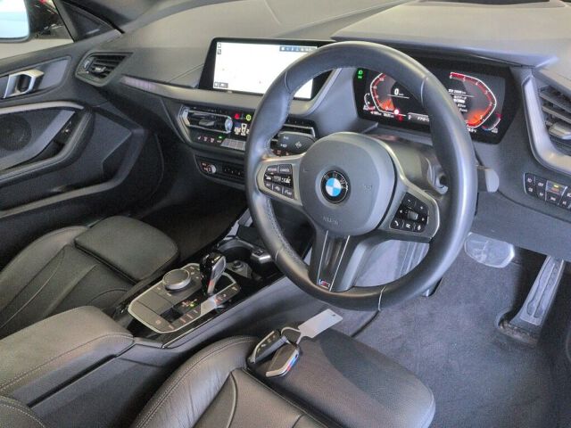 2023 BMW 2 Series 218DグランCPMスホ auction photo 3