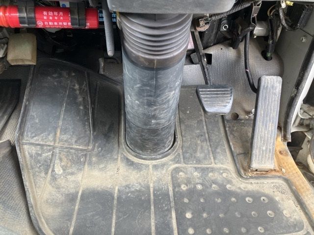 2011 Isuzu Elf ヒラ.クレーン auction photo 4