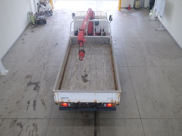 2011 Isuzu Elf ヒラ.クレーン auction photo 3