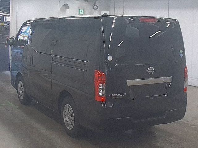 2020 Nissan NV350 Caravan ロングDX EXパック auction photo 2