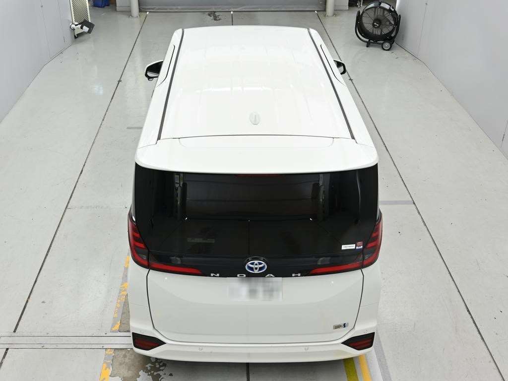 2022 Toyota Noah ハイブリッドS-Z auction photo 8