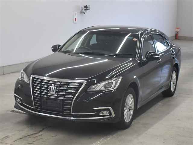 2016 Toyota Crown ロイヤルサルーンi-Four auction photo 4