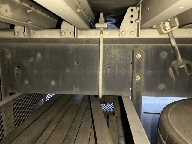 2017 Nissan Diesel UD auction photo 12