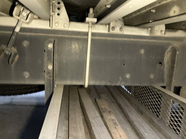 2017 Nissan Diesel UD auction photo 14