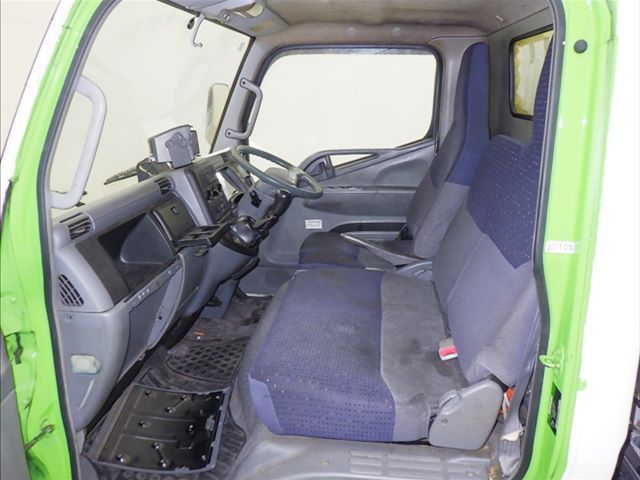 2007 Mitsubishi Fuso Canter 冷蔵・冷凍車 auction photo 8