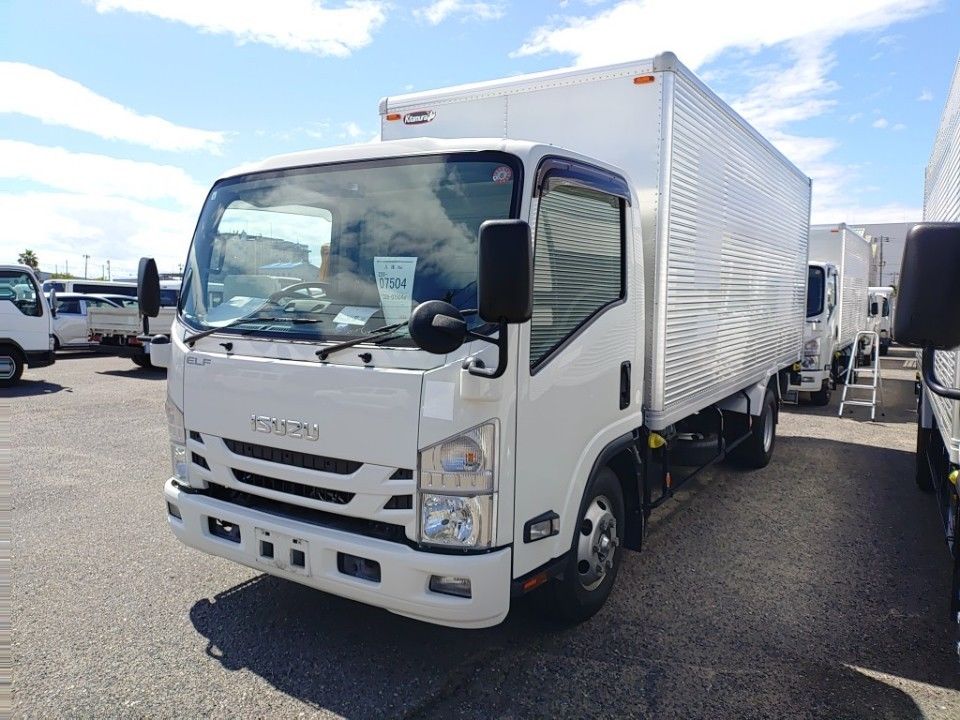 Japan Auction Vehicles 24 2021 Isuzu Elf auction photo