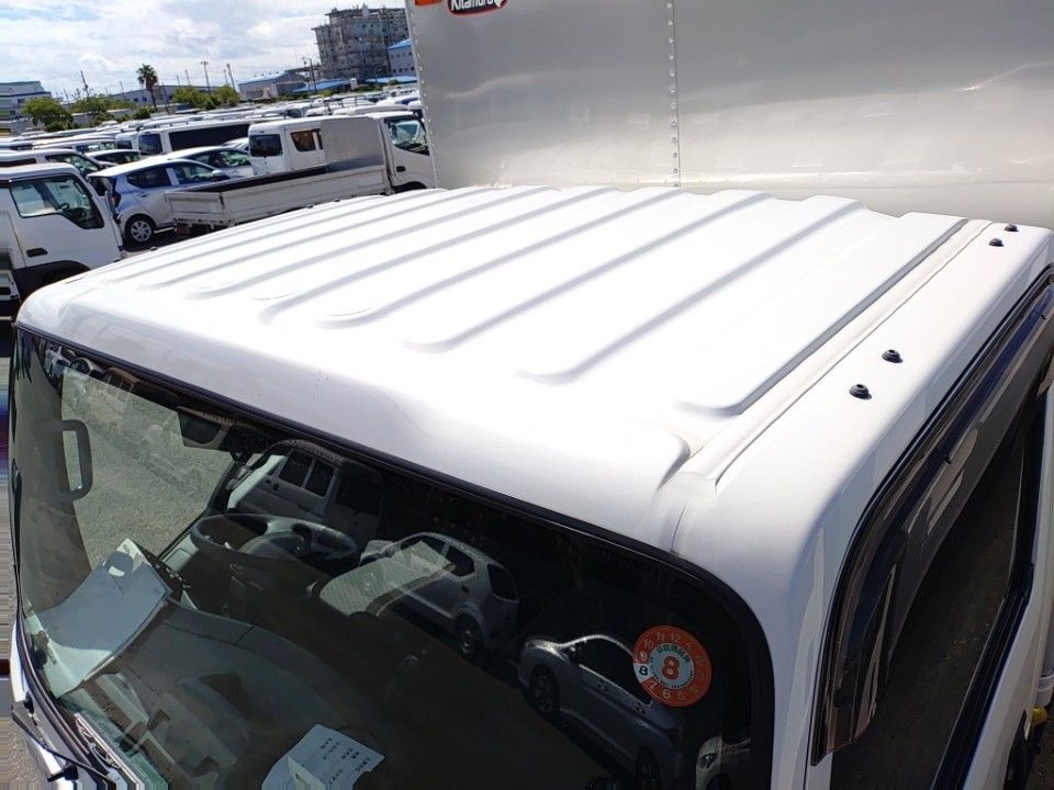2021 Isuzu Elf auction photo 7