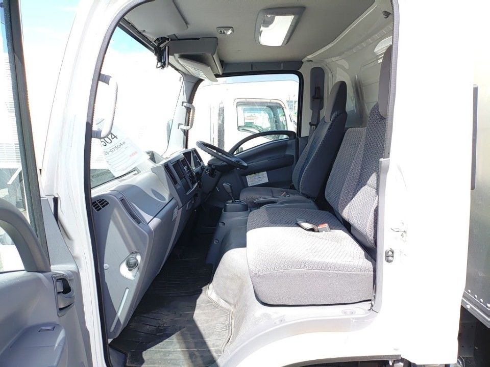 2021 Isuzu Elf auction photo 16