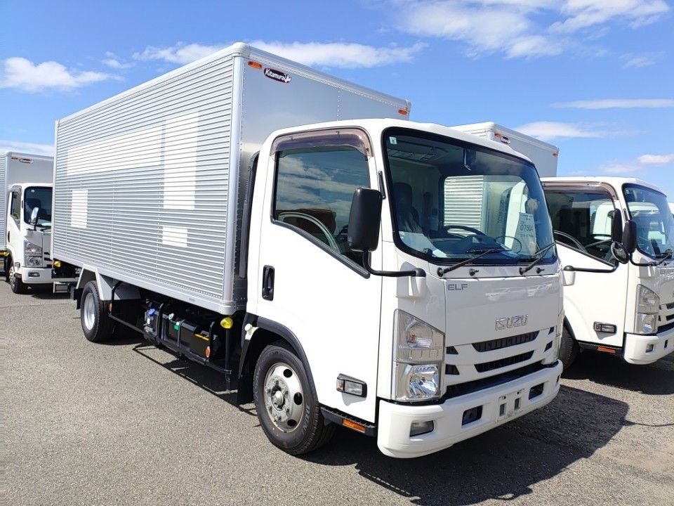 2021 Isuzu Elf auction photo 4