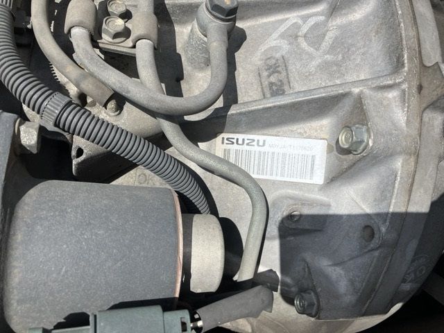 2011 Isuzu Elf シャーシ auction photo 19