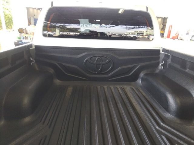 2024 Toyota Hilux Z GRスポーツ 4WD auction photo 6