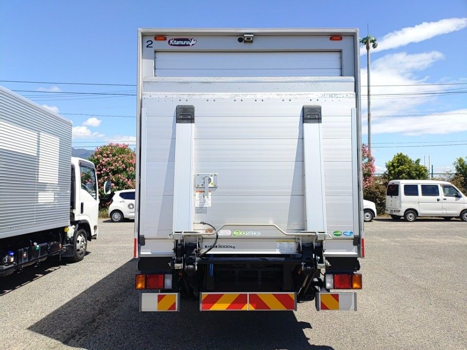 2021 Isuzu Elf auction photo 5