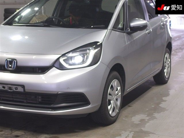 2023 Honda Fit e HEVベーシック 4WD auction photo 7