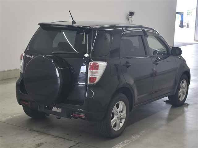 2013 Toyota Rush G Lパッケージ auction photo 5
