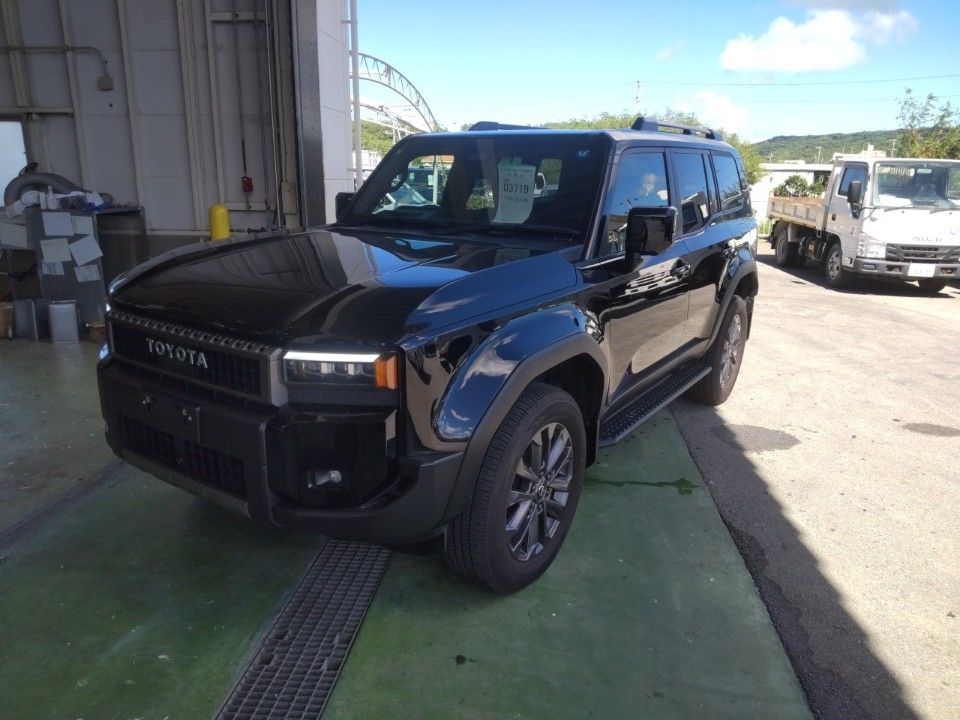 2025 Toyota Land Cruiser Japan auction vehicle