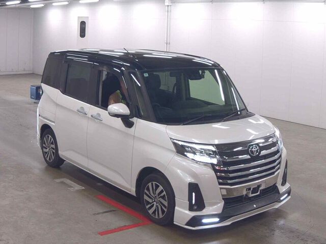 2024 Toyota Roomy Custom G Japan auction vehicle