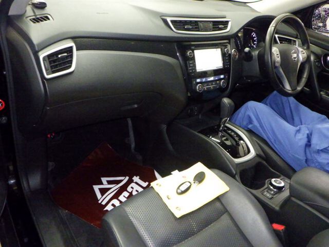 2017 Nissan X-Trail 20XTTエマブレPG 4WD auction photo 3