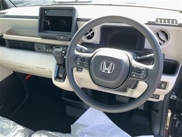 2026 Honda N-BOX 4WD Base Comfort Package auction photo 3