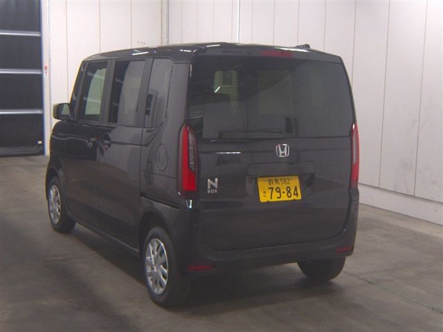 2026 Honda N-BOX 4WD Base Comfort Package auction photo 2