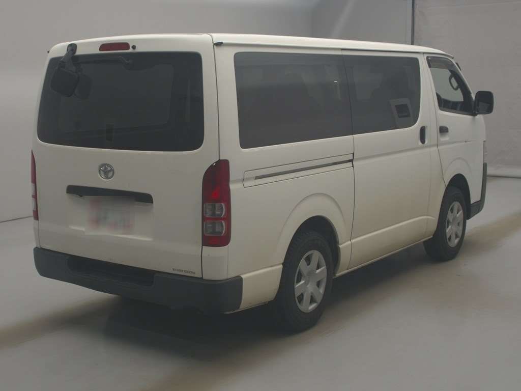 2019 Toyota Hiace ロングDX 4WD auction photo 2