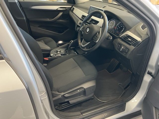 2018 BMW BMW 4WD X2 XDRIVE20I auction photo 4