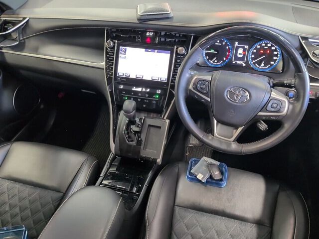 2018 Toyota Harrier プログレス auction photo 3