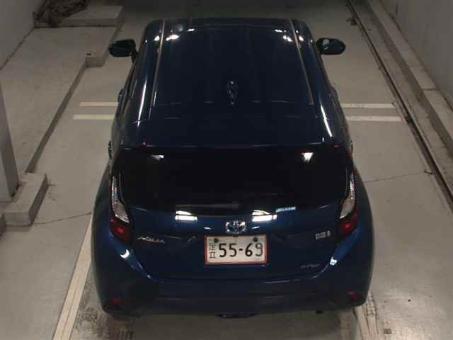 2024 Toyota Aqua 4WD G auction photo 7