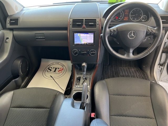 2012 Mercedes-Benz A180エレガンス auction photo 5