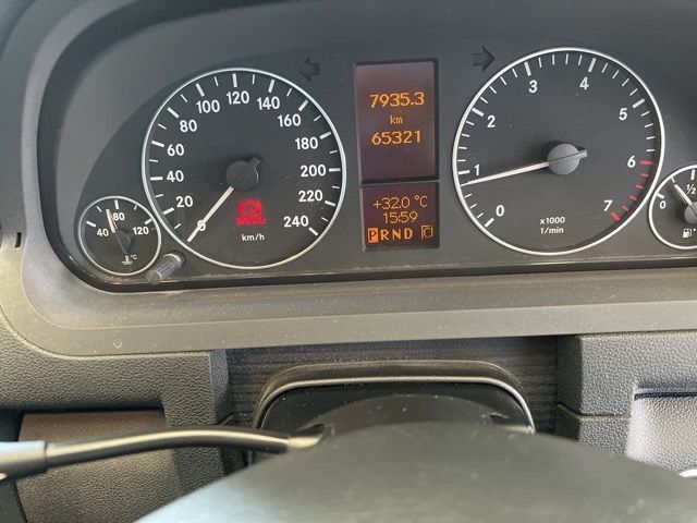 2012 Mercedes-Benz A180エレガンス auction photo 6