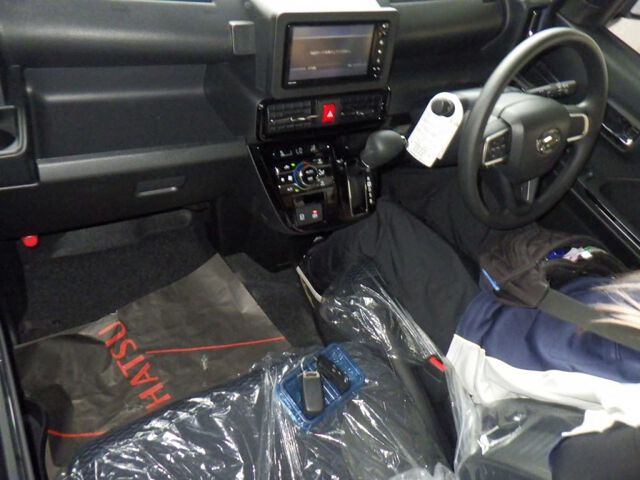 2026 Daihatsu Tanto Custom X auction photo 3