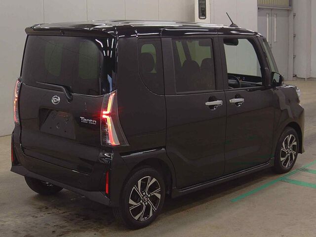 2026 Daihatsu Tanto Custom X auction photo 5
