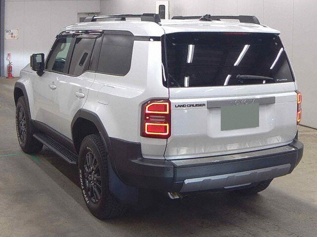 2024 Toyota Land Cruiser 250 VX 4WD auction photo 2