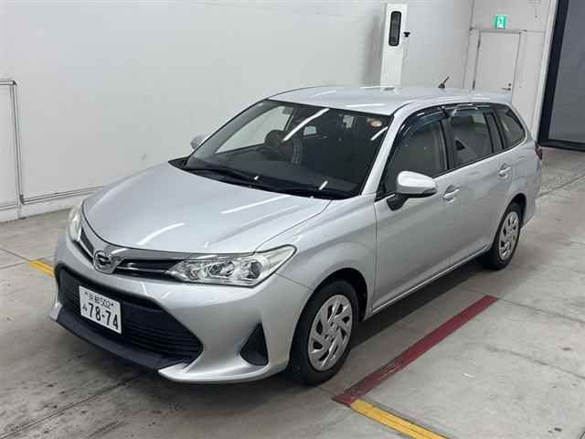 2018 Toyota Corolla Fielder 1.5X auction photo 4