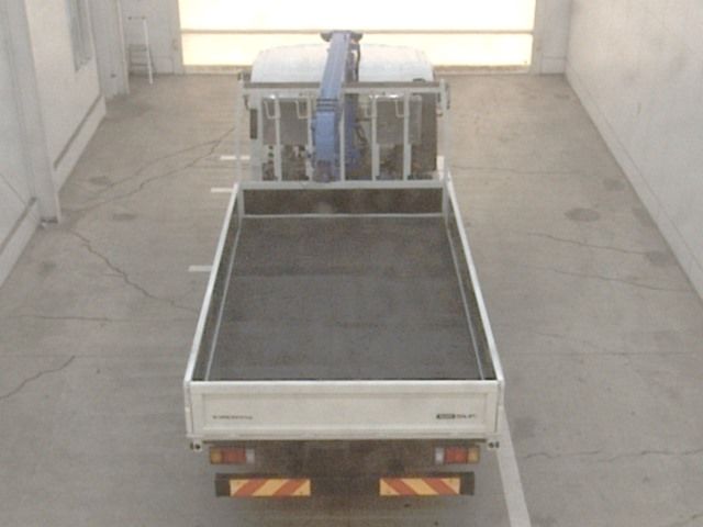 2017 Isuzu Elf With crane auction photo 3