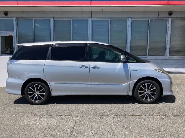 2014 Toyota Estima Aeras Premium auction photo 2