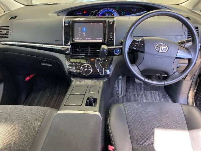 2014 Toyota Estima Aeras Premium auction photo 4