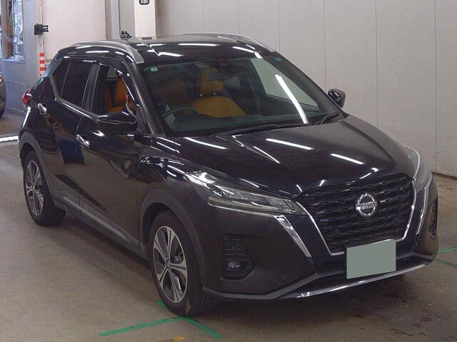 2021 Nissan Kicks X Two-Tone Interior Edition Japan auction vehicle