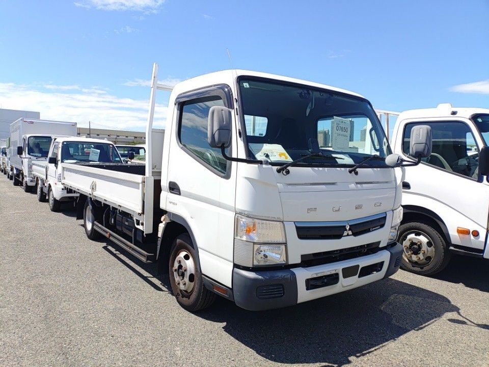 2020 Mitsubishi Fuso Canter auction photo 4