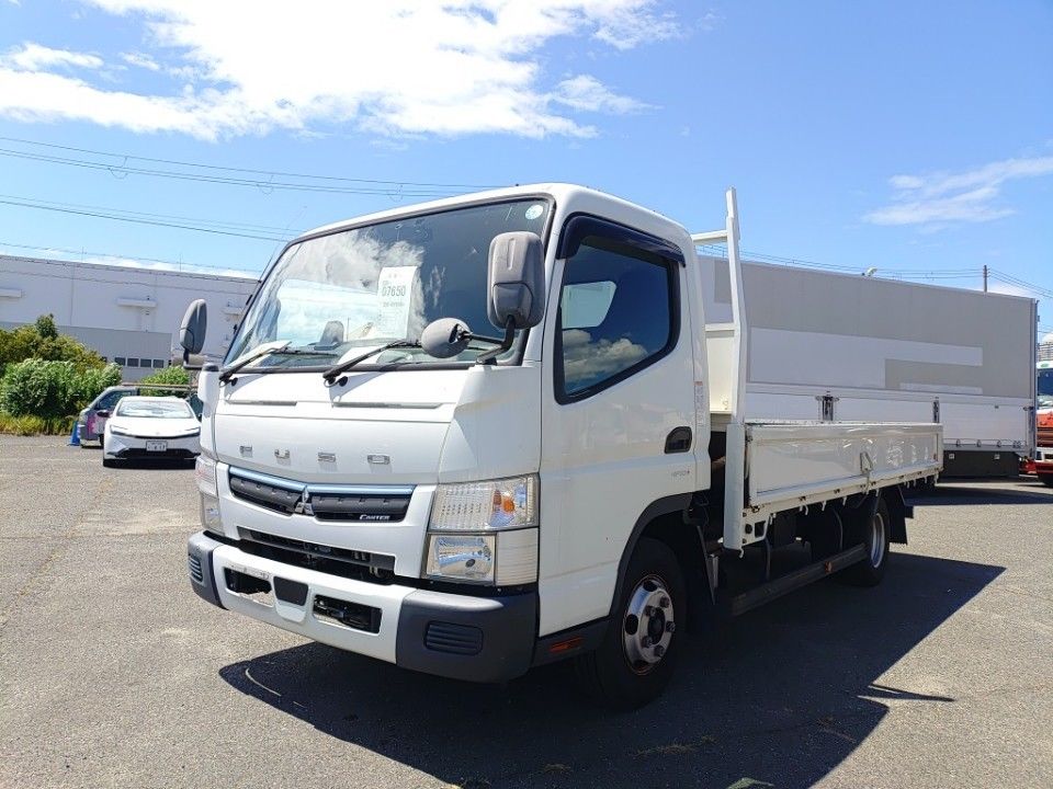 Japan Auction Vehicles 27 2020 Mitsubishi Fuso Canter auction photo