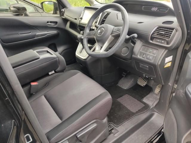 2018 Nissan Serena ハイウェイスターVセレクション auction photo 3