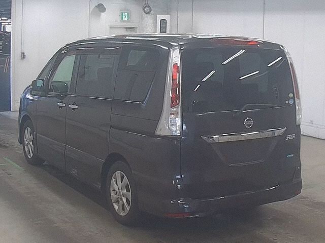 2011 Nissan Serena Highway Star auction photo 2
