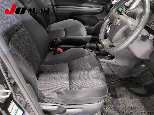 2014 Toyota Wish 4WD 1.8X auction photo 5
