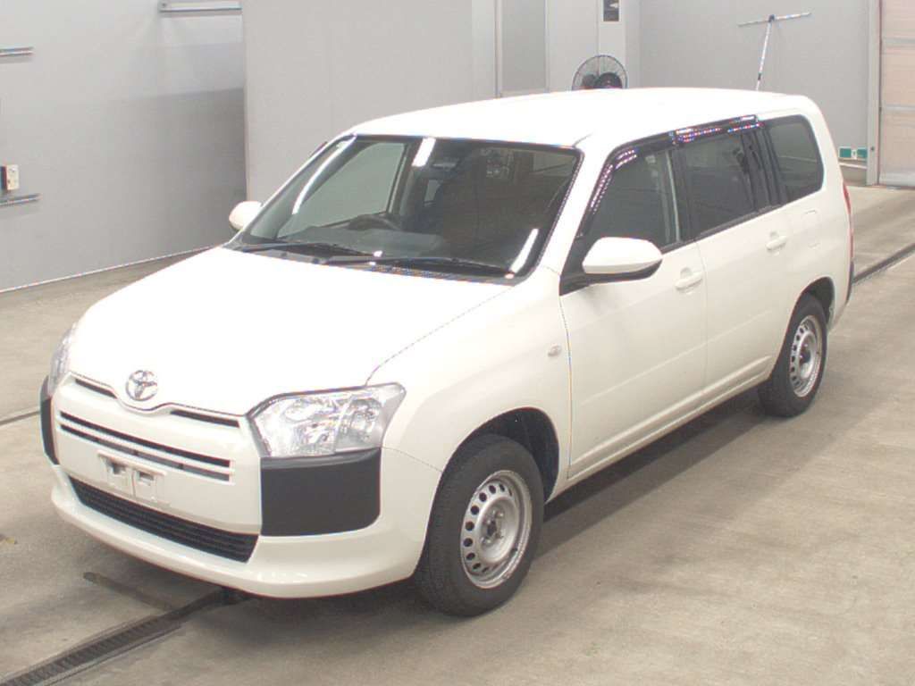 Japan Auction Vehicles 16 2021 Toyota Probox GL 4WD auction photo