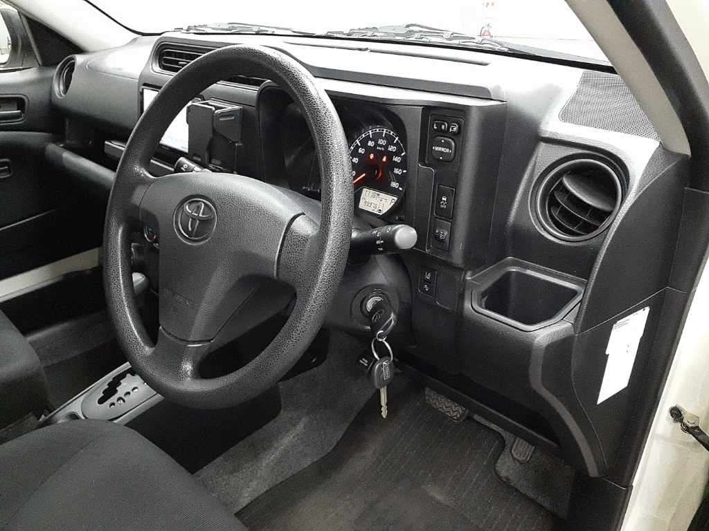 2021 Toyota Probox GL 4WD auction photo 7