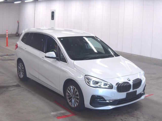 2019 BMW 2 Series 218Iグランツアラグ Japan auction vehicle
