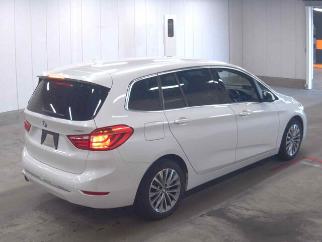 2019 BMW 2 Series 218Iグランツアラグ auction photo 5