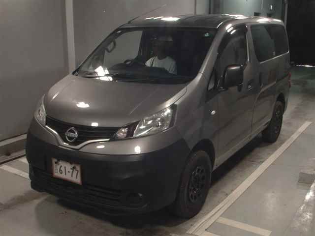2021 Nissan NV200 Vanette 4WD DX エマージェンシーブレー auction photo 4