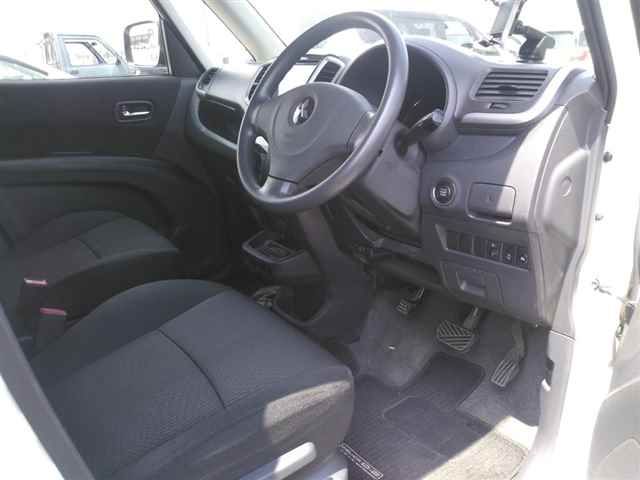 2013 Mitsubishi デリカD:2 X auction photo 3